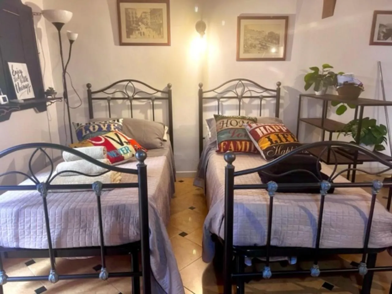 Bella Mbriana Rooms Nápoles Casa de hóspedes