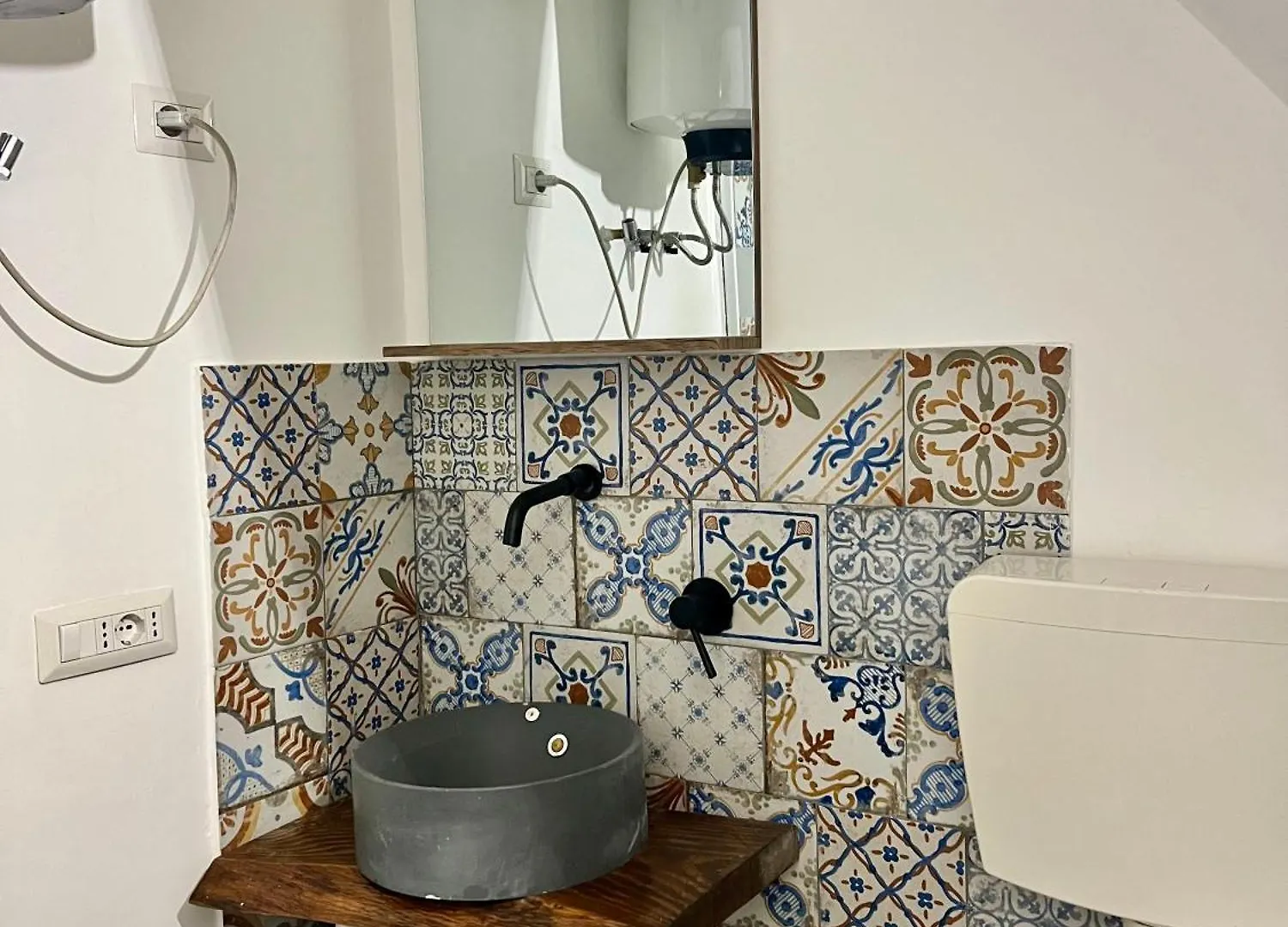 Bella Mbriana Rooms Nápoles Itália